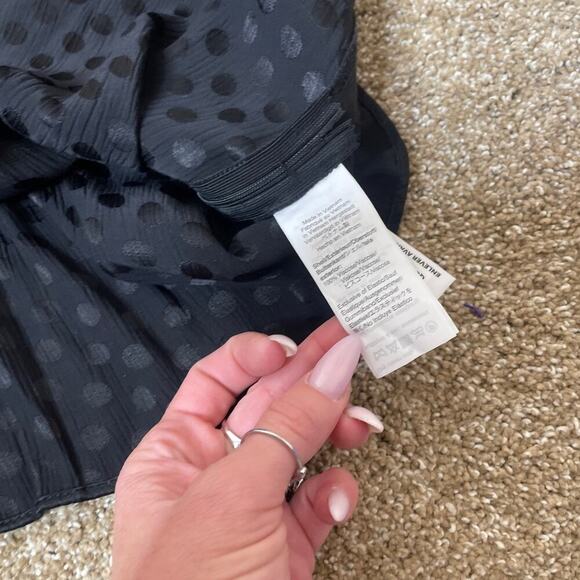 Madewell Top blouse smocked daylight woven Swiss dot black button up V-neck SZ 2 - Picture 7 of 14